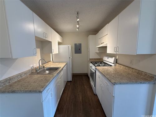 35t-91-1309 Puamaeole Street, Ewa Beach, HI, 96706 | Card Image
