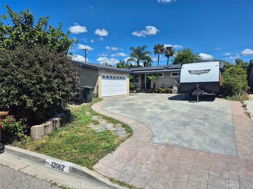 12062 Norma Ln, Garden Grove, CA, 92840-3528 | Card Image