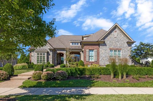 6233 Wild Heron Way, College Grove, TN, 37046-1403 | Card Image