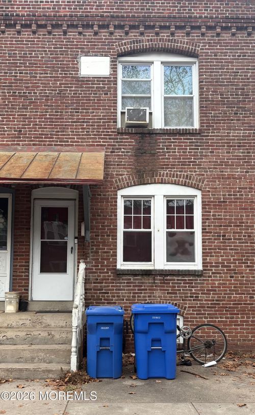 36 Amboy Ave, ROEBLING, NJ, 08554-1102 | Card Image
