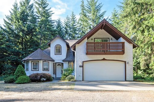 8058 Se Halfmoon Ln, Port Orchard, WA, 98367-9746 | Card Image