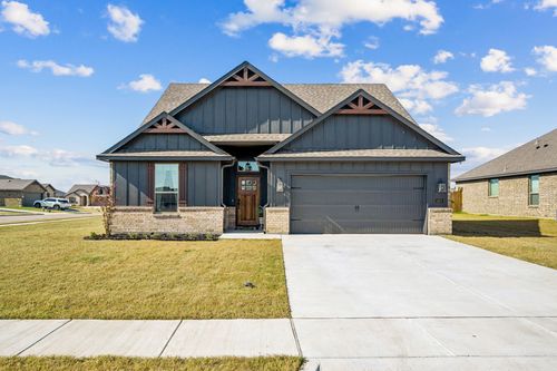4200 Kristoff Ln, Sanger, TX, 76266-1747 | Card Image