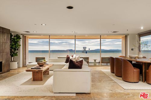 1825 Ocean Drive, Oxnard, CA, 93035 | Card Image