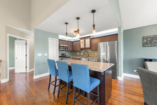 24608 George Washington Dr, Townhouse with 3 bedrooms, 2 bathrooms and 2 parking in Plainfield IL | Image 5