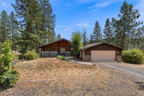 36822 N Valley Rd, Chattaroy, WA, 99003-9727 | Card Image