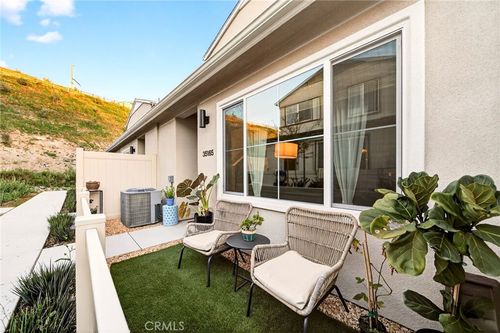 35165 Rangpur Ln, Fallbrook, CA, 92028-6542 | Card Image