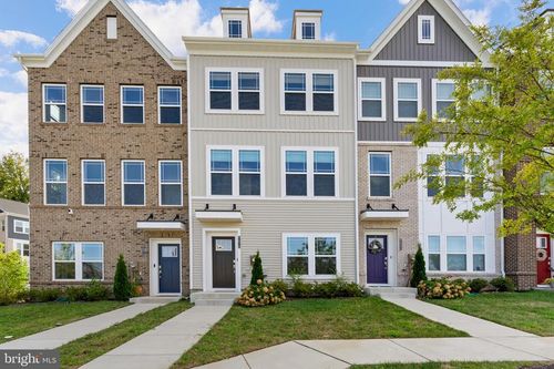 6878 Barrowfield Pl, BRYANS ROAD, MD, 20616-7040 | Card Image