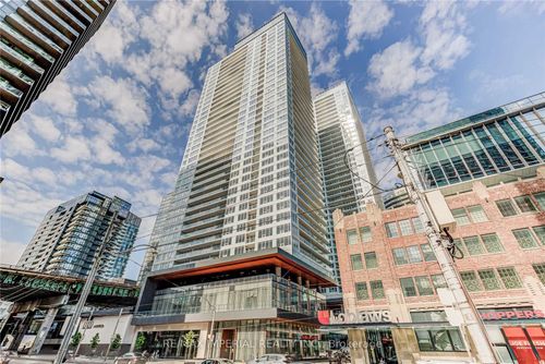 1211-19 Bathurst St, North York, ON, M6A2E1 | Card Image