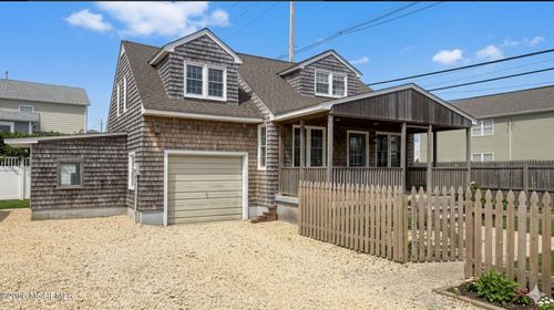 113 Kerr Avenue, Lavallette, NJ, 08735 | Card Image