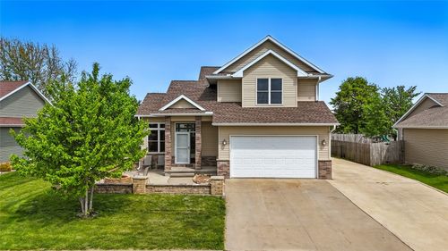 1420 Deerfield Dr, North Liberty, IA, 52317-9116 | Card Image
