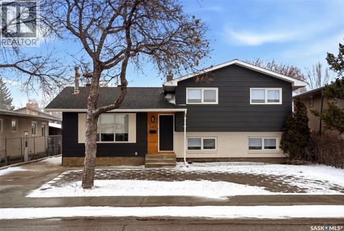 345 Mccarthy Blvd N, Regina, SK, S4R5R3 | Card Image
