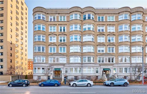 1as-20 Kingshighway Blvd # 1-A-S, Saint Louis, MO, 63108 | Card Image