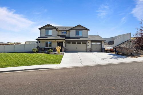 4019 Queen St, West Richland, WA, 99353-7023 | Card Image