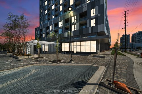 498 Caldari Rd, Vaughan, ON, L4K5P1 | Card Image