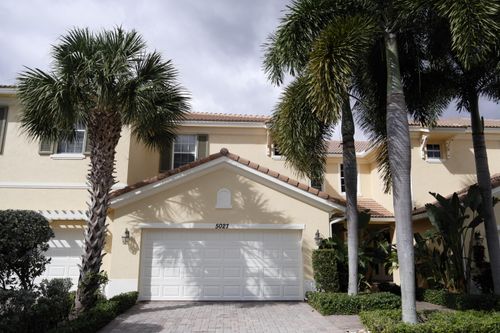 5027 Dulce Ct, Palm Beach Gardens, FL, 33418-8974 | Card Image