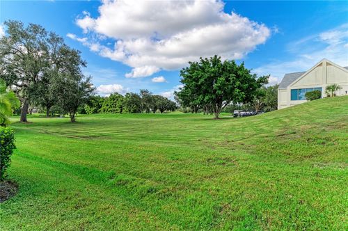 6622 Oakbrooke Cir, BRADENTON, FL, 34202-1738 | Card Image