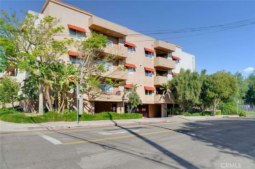apt-301-9610 Zelzah Ave, Northridge, CA, 91325-2059 | Card Image