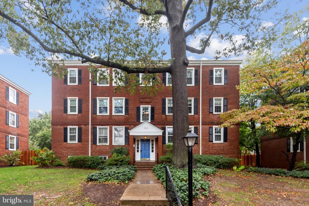 Residential Lease in ARLINGTON