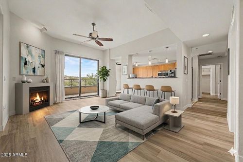 312-16 W Encanto Blvd, Phoenix, AZ, 85003-1135 | Card Image