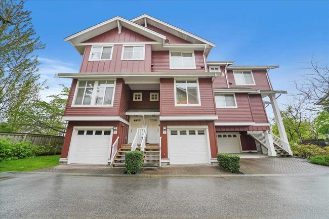2 - 935 Ewen Avenue, Townhouse with 3 bedrooms, 2 bathrooms and 1 parking in New Westminster BC | Image 1