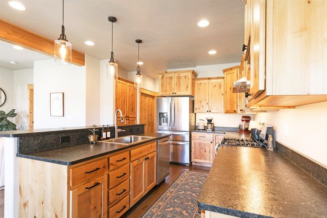 10 Lonepine Trl, Townhouse with 3 bedrooms, 3 bathrooms and null parking in Hamilton MT | Image 14