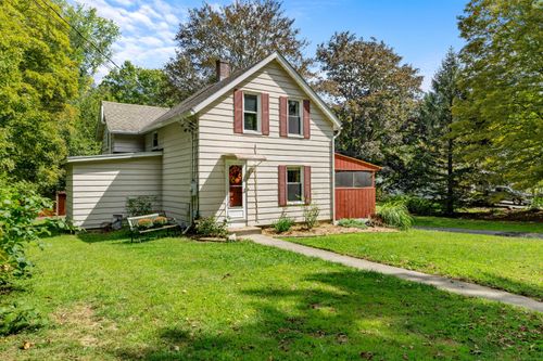 91 Vergason Ave, Norwich, CT, 06360-1517 | Card Image