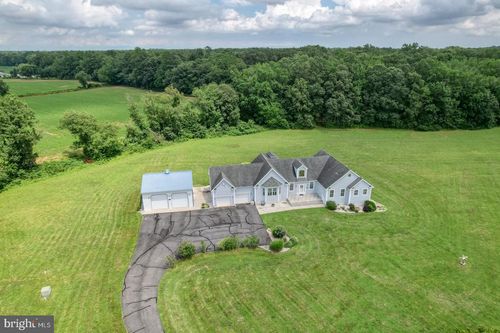 145 Rocky Meadow Ln, DOVER, DE, 19904-5266 | Card Image