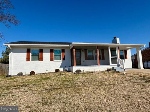 511 W 13th St, FRONT ROYAL, VA, 22630-2813 | Card Image