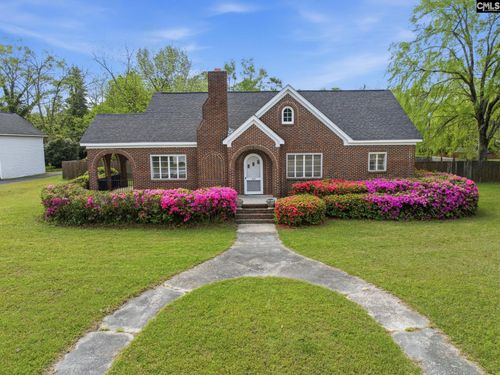 570 W Columbia Ave, Batesburg, SC, 29006-1809 | Card Image