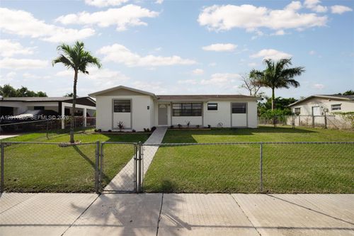 29935 Sw 143rd Ct, Homestead, FL, 33033-3905 | Card Image