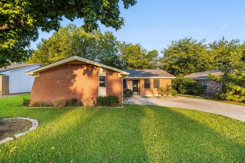 804 Memorial Dr, Wylie, TX, 75098-4129 | Card Image