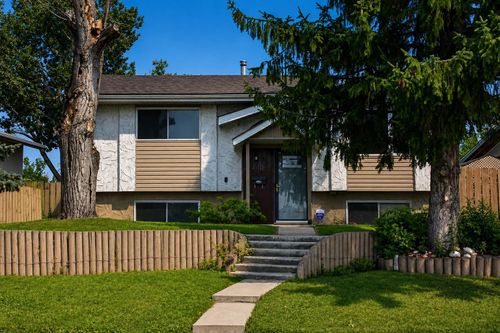 440 Ogden Dr Se, Calgary, AB, T2C1W6 | Card Image