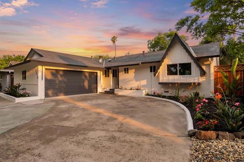 1520 Willowdale Dr, San Jose, CA, 95118-1343 | Card Image