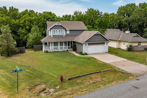 500 W White Tail St, Derby, KS, 67037-2560 | Card Image