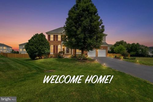 43679 Lucketts Bridge Cir, ASHBURN, VA, 20148-6722 | Card Image