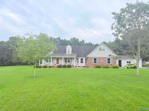 512 Lookout Dr, Arab, AL, 35016-2324 | Card Image