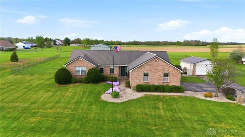 5448 New Carlisle Pike, Springfield, OH, 45504-3352 | Card Image