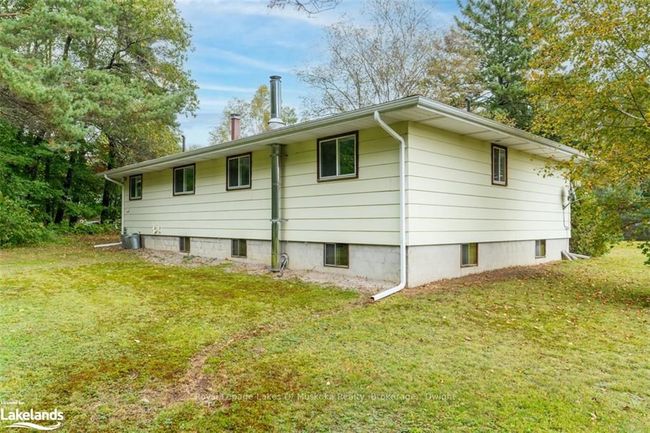 1063 Oxtongue Lake Rd, House other with 3 bedrooms, 1 bathrooms and 6 parking in Dwight ON | Image 10