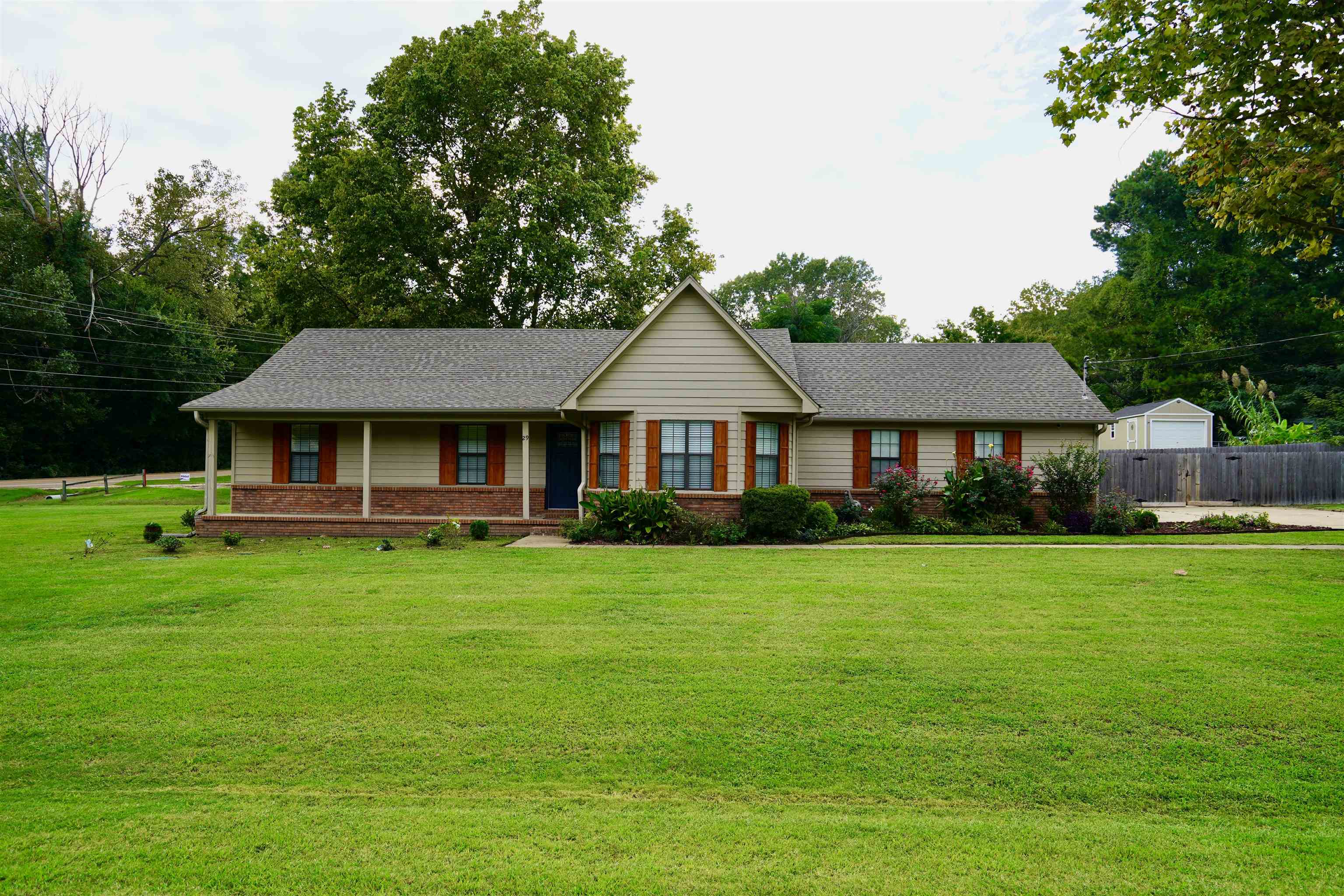 Mignon Rd, Atoka, TN 38004