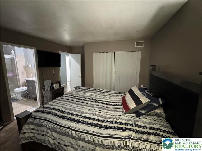 215 W Lehigh St, Townhouse with 3 bedrooms, 3 bathrooms and null parking in Bethlehem PA | Image 26