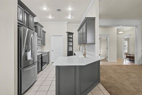 1125 S Oakey Dr, Mustang, OK, 73064 | Card Image