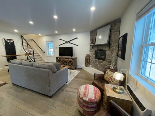 apt-5-1457 Mountain Rd, Stowe, VT, 05672-5695 | Card Image