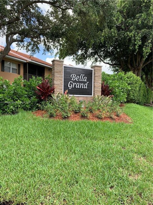 104-10330 8th St, Pembroke Pines, FL, 33026-3942 | Card Image