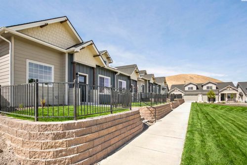4484 Conifer St, West Richland, WA, 99353-5610 | Card Image