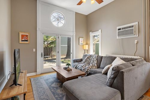 apt-4-112 Western Ave N, Saint Paul, MN, 55102-4607 | Card Image