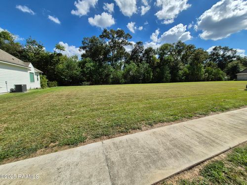 204 Fawn Crest Dr, Lafayette, LA, 70508-6594 | Card Image