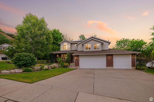 8109 2100, South Weber, UT, 84405-9496 | Card Image