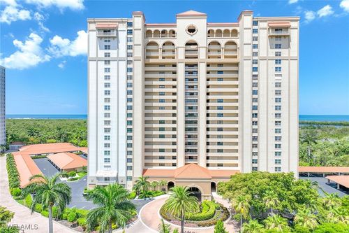 apt-805-6585 Nicholas Blvd, NAPLES, FL, 34108-7204 | Card Image