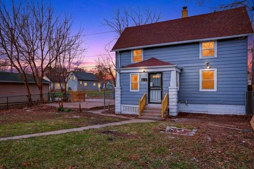 3217 N 12th Street, MILWAUKEE, WI, 53206 | Card Image