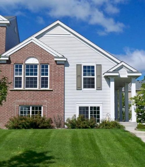 15127 French Dr N, Hugo, MN, 55038-6301 | Card Image